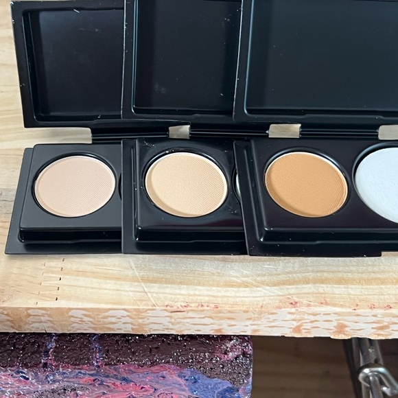 QUADRUPLE MAC ATTACK! 2 of any shade plus MiniMAC PowerPack! FREE CUSTOM POUCH! - Picture 2 of 7